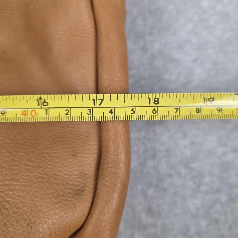 Brown Leather‎ Business Case 18